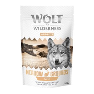 180g Wolf of Wilderness Wild Bites kutyasnack - Új: MINI Meadow Grounds - nyúl & csirke (kis kockák)